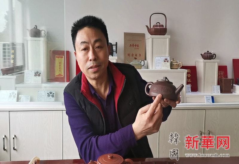 宜兴范家壶庄高级工艺师邹辉