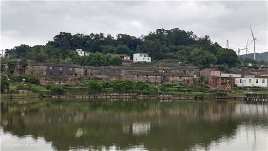 海外侨领走进侨乡福清海口云光村 助推乡村振兴发展
