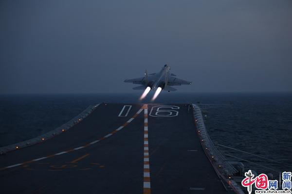 中国海军航空大学具备了舰载战斗机昼夜间全时域教学能力