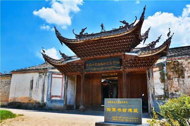 走进连城四堡书坊建筑