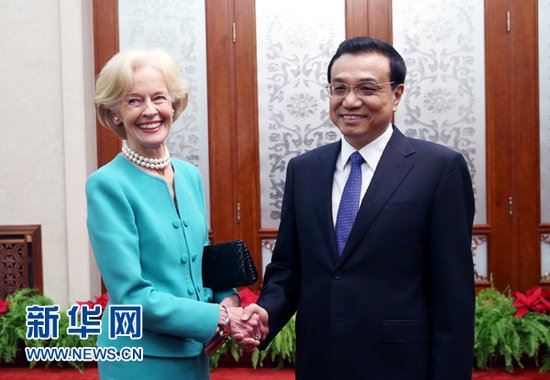 李克强会见澳大利亚总督 称中国高铁先进安全