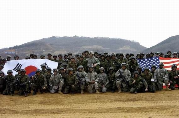 美韩联合军演今日落幕 首脑会晤将牵动半岛局势