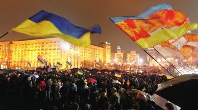 乌克兰放弃与欧盟合作讨好俄罗斯 民众示威抗议