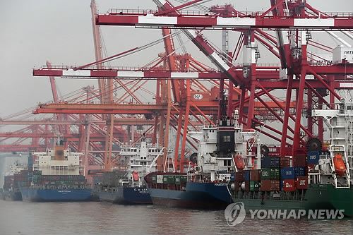 釜山港集装箱生产效率位居全球第八