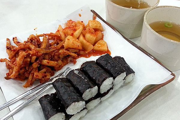 明洞忠武紫菜卷饭