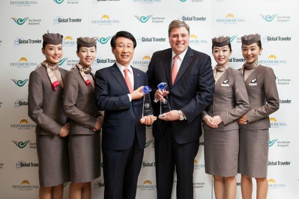 韩国韩亚航空连续十年蝉联“最佳机内服务奖”