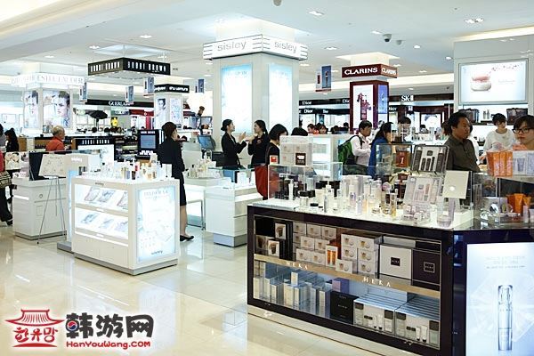 中国掀起个人游潮 韩国名品店和外国人专用赌场一派热闹