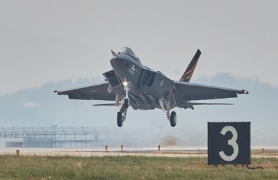 韩国产“猎鹰”战斗机完成初始作战评测