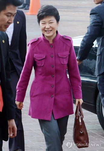 韩国儿童节朴槿惠写祝福语称愿建“安全国家”