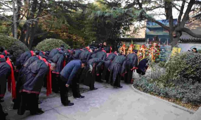 孟子圣像落成揭幕仪式暨丁酉年冬至_祭孟典礼在孟子研究院举行 孟子圣像落成揭幕仪式暨丁酉年冬至_祭孟典礼在孟子研究院举行