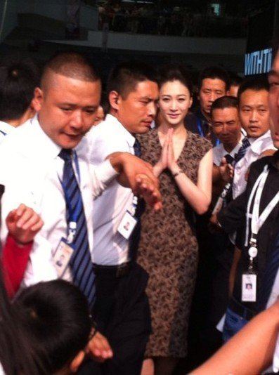知情人士证实：李小冉确实已流产 正在休养中