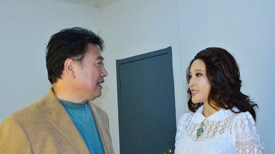 刘晓庆与前夫冰释前嫌 陈国军为昔日爆料致歉