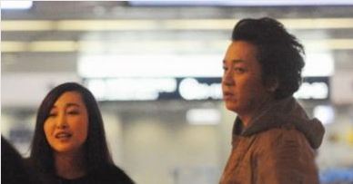 潘粤明被媒体称装扮潦倒 经纪人否认有神秘女
