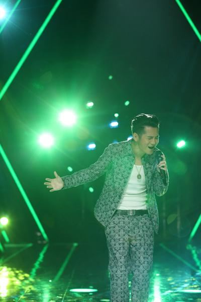 《歌手》曹格返场表演引高潮 张杰入队首唱被赞