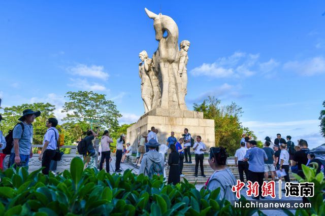 何以中国·行走海南|海外华媒三亚启程 解锁Hainan Travel